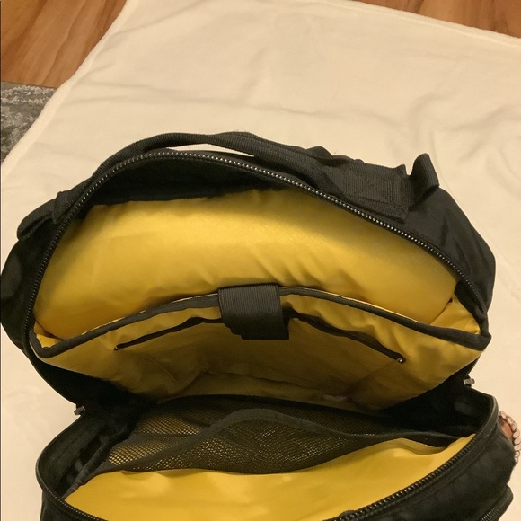 ALTITUDE DURABLE LAPTOP BACKPACK - Picture 3 of 3